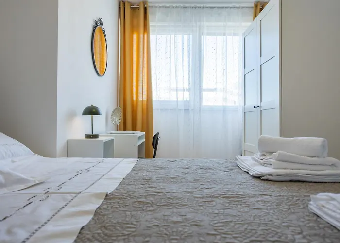 Znjan With Parking Apartman