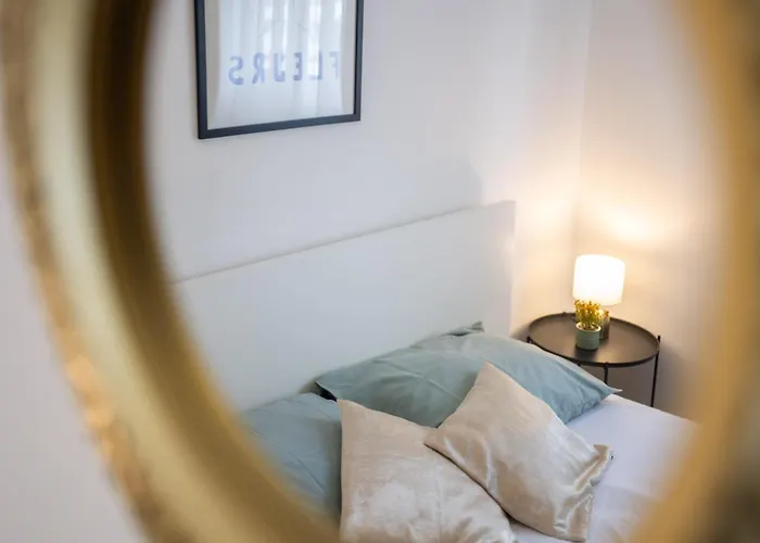 Znjan With Parking Apartman *