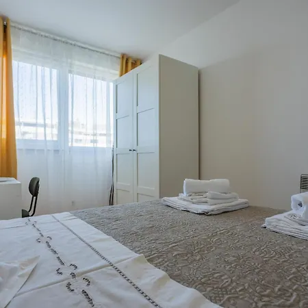 Znjan With Parking *